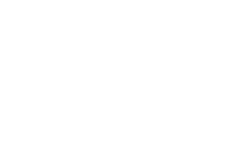 なぜアートなのか それは アートの持つエネルギーが我々の持つ美意識に働きかけてくれるからです 日常忘れかけている心の美に気づきそれに触れるとき・・・ 我々は本当の自分に出会えるのではないでしょうか 浴衣姿になってアートに触れる・・・ 美術館では味わえない開放感と 一筋の緊張感・・・ そこにこそ 本来の心地よさがあるように思います 板室の自然とアートが調和する空間で心身ともにリフレッシュしていただきたい それが大黒屋の願いです